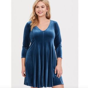 Torrid Blue Green Teal Velvet Velveteen Velour Fluted Fit and Flare Dress Size 1